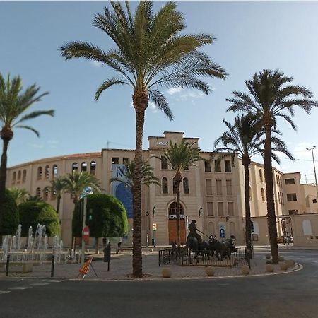 Estudio B Cerca De La Plaza De Toros Alicante Kültér fotó